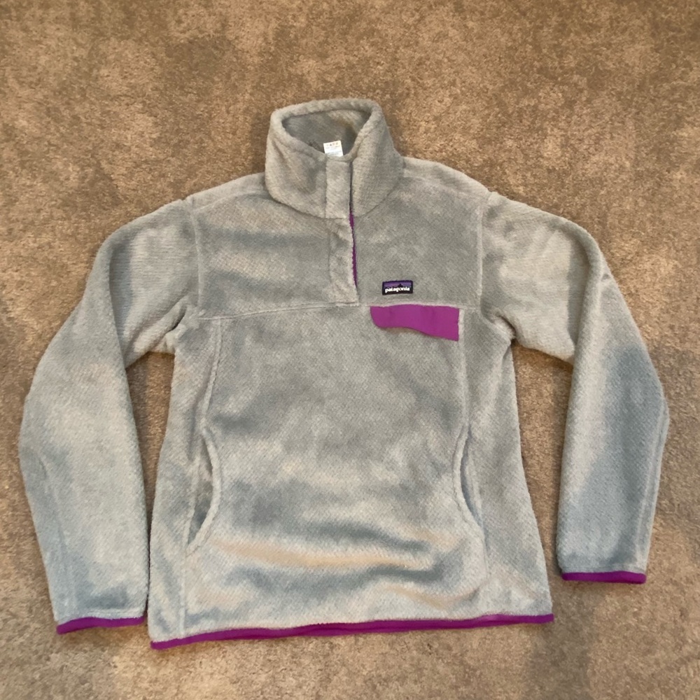 Patagonia retool sweater in grey/purple size M
